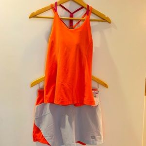 Wilson small tennis sport outfit